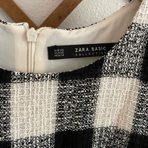 Zara tweed checkered tank with fringe - Picture 4 of 6